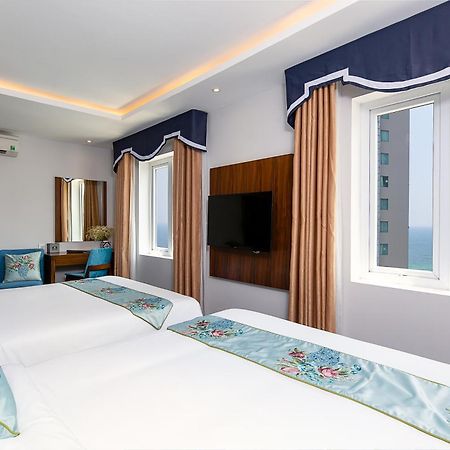 Tgt Beach Hotel Da Nang Exterior photo