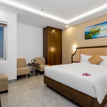 Tgt Beach Hotel Da Nang Exterior photo