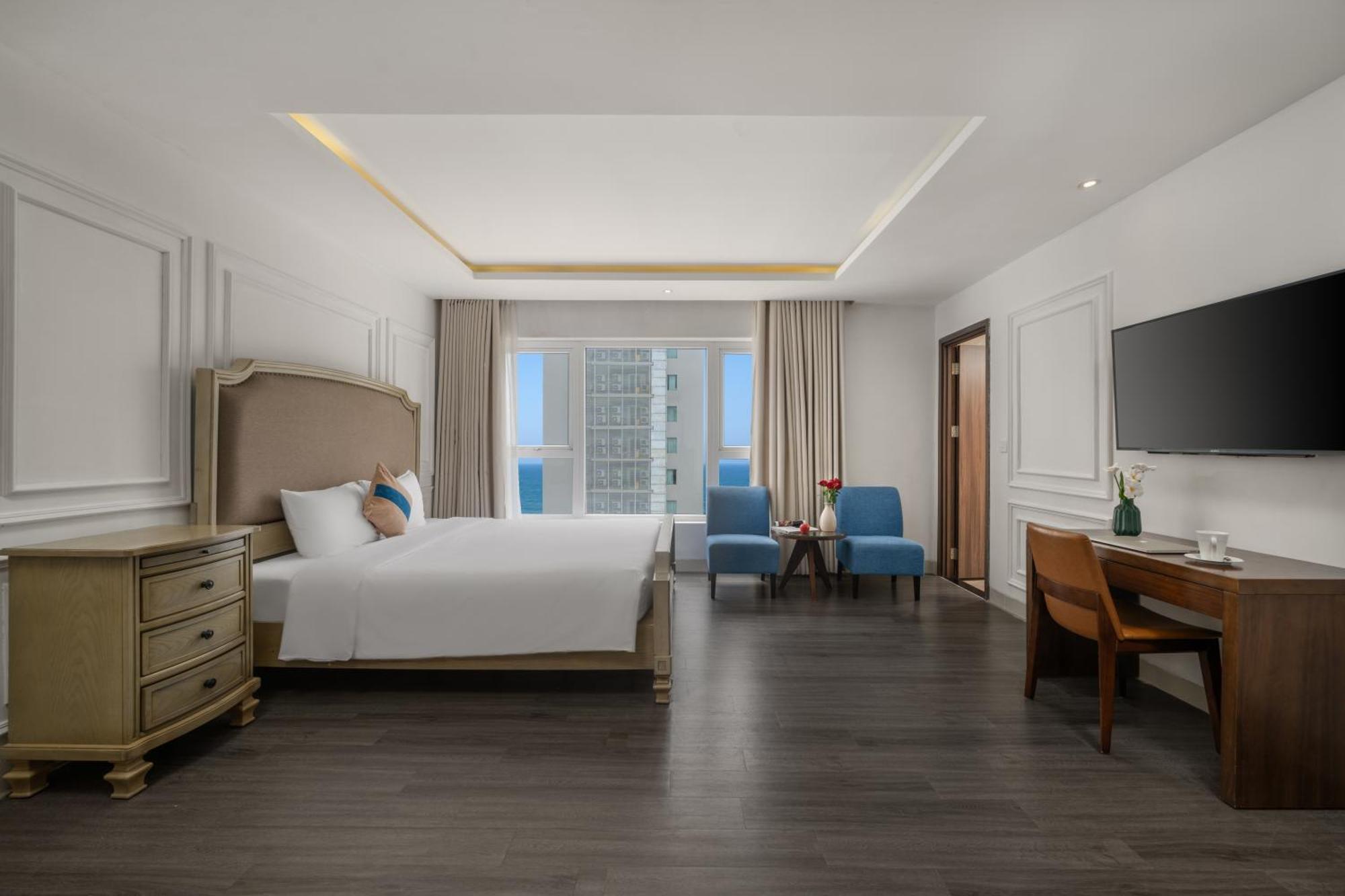 Tgt Beach Hotel Da Nang Exterior photo