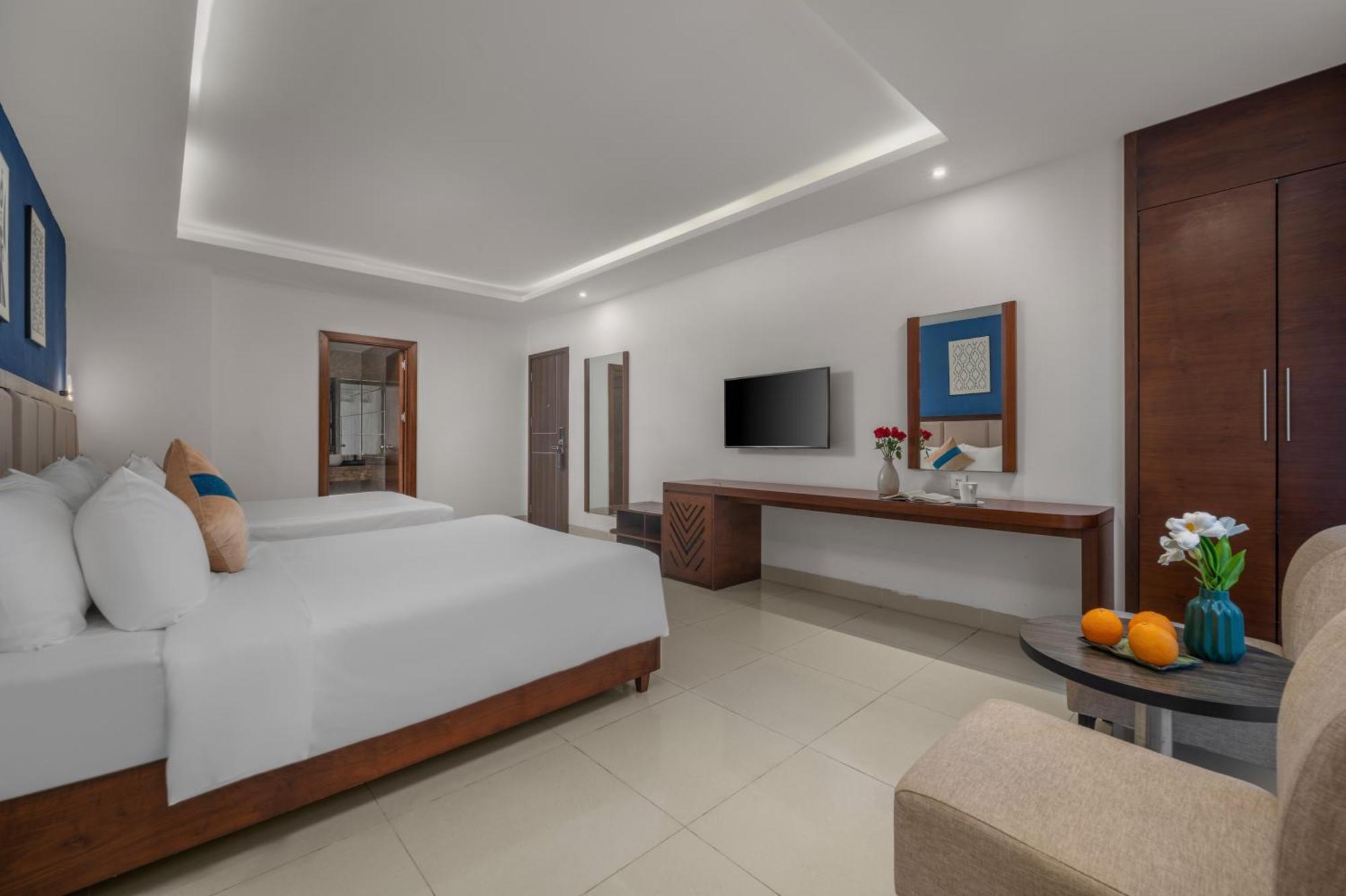 Tgt Beach Hotel Da Nang Exterior photo