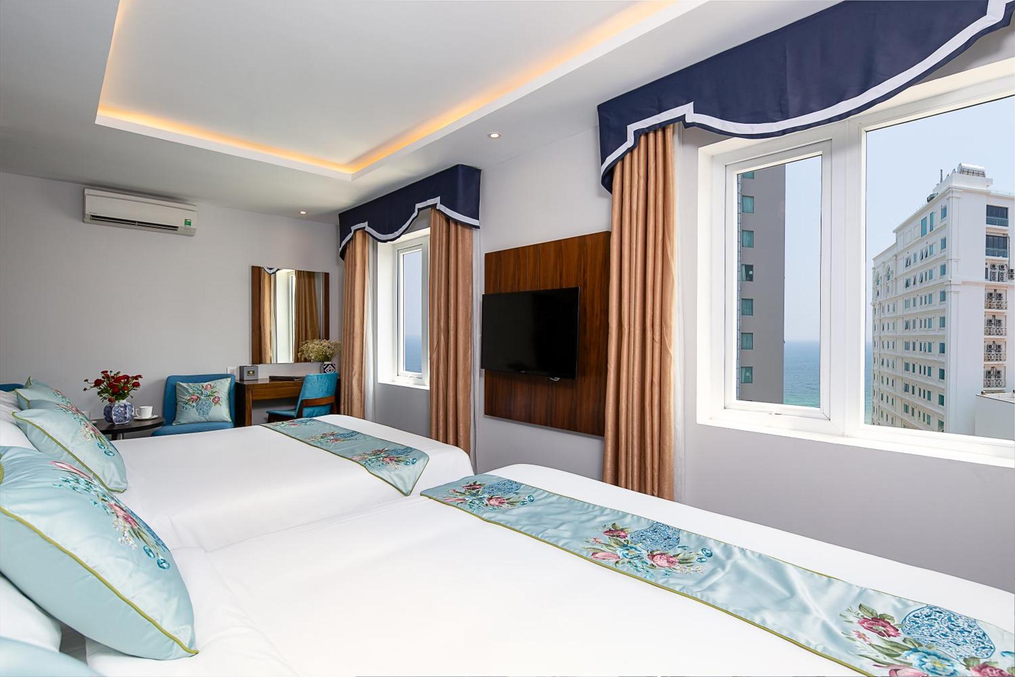 Tgt Beach Hotel Da Nang Exterior photo