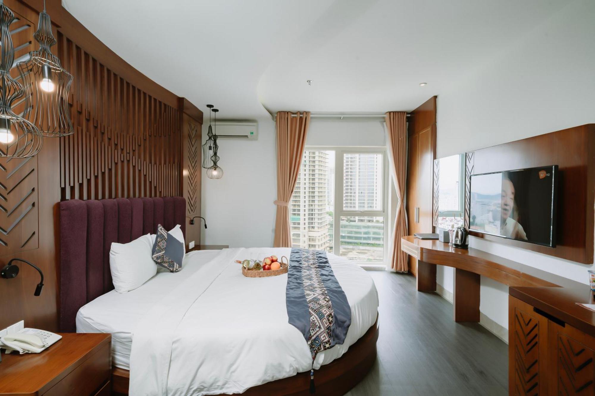 Tgt Beach Hotel Da Nang Exterior photo