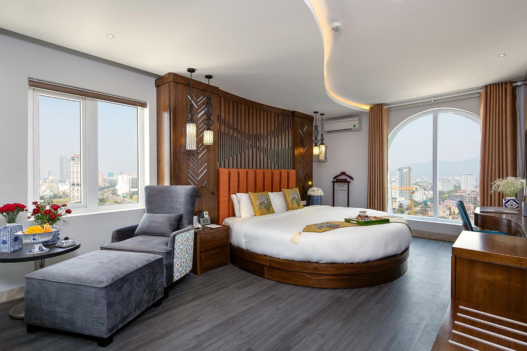 Tgt Beach Hotel Da Nang Exterior photo